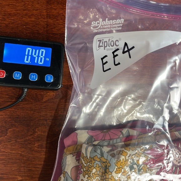 Flying Tomato Womens Top M Cream Blue Gold Smocked Bodice Off-Shoulder Smocked - Picture 12 of 12